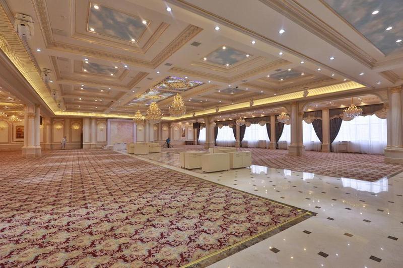 Grand Hotel Eurasia Almatı Dış mekan fotoğraf