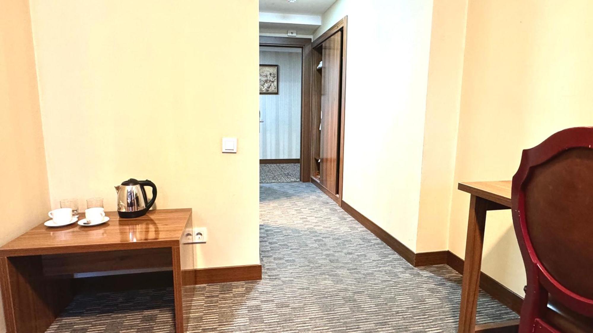 Grand Hotel Eurasia Almatı Dış mekan fotoğraf