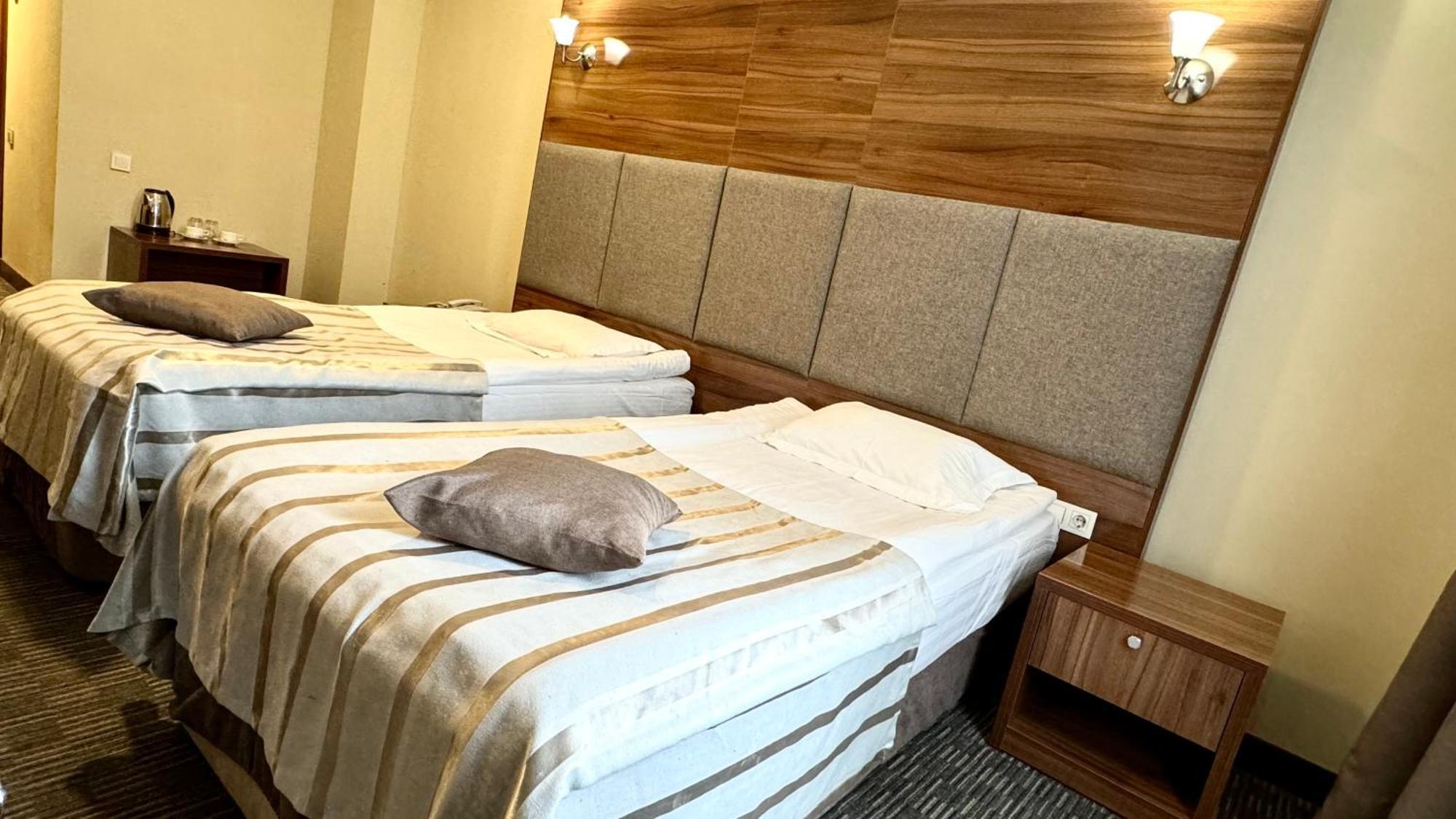 Grand Hotel Eurasia Almatı Dış mekan fotoğraf