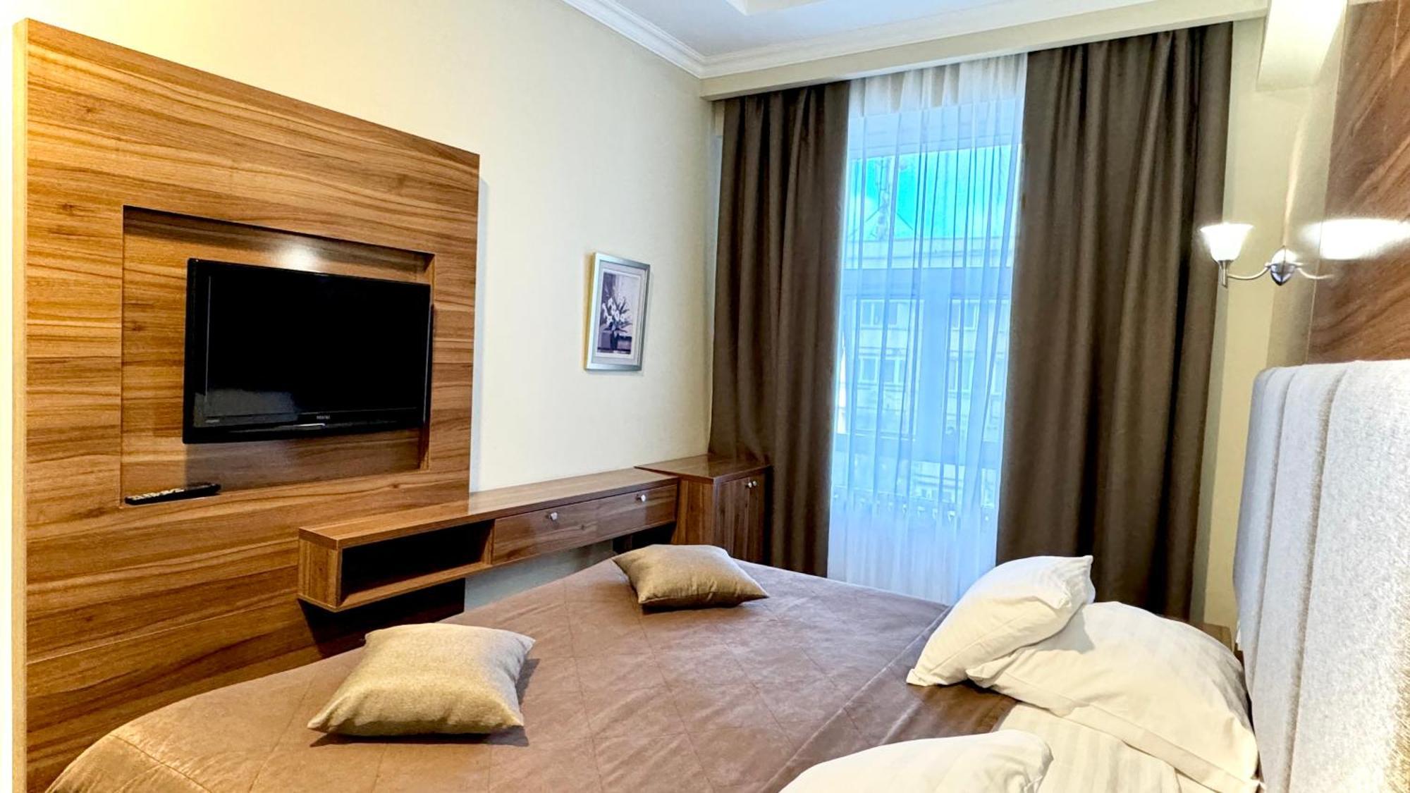 Grand Hotel Eurasia Almatı Dış mekan fotoğraf