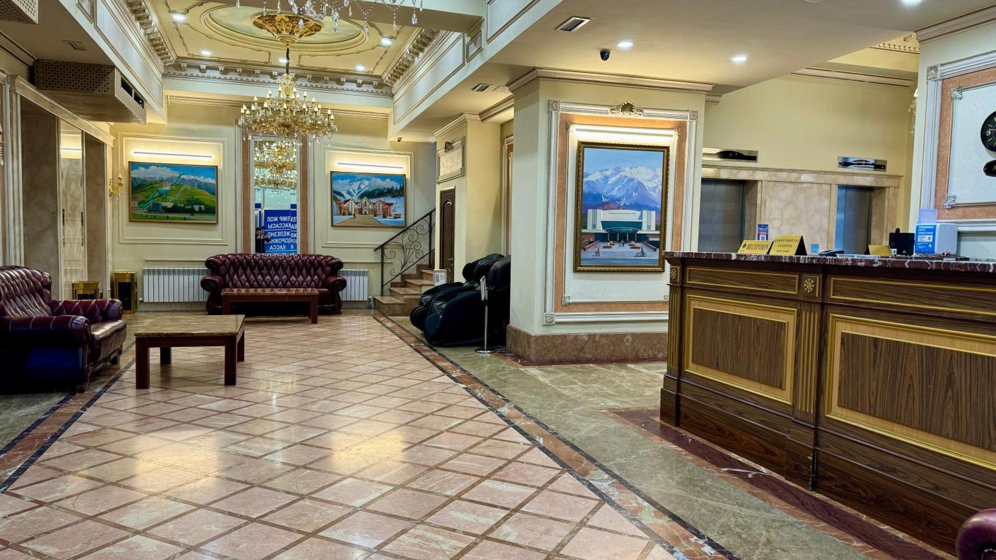 Grand Hotel Eurasia Almatı Dış mekan fotoğraf