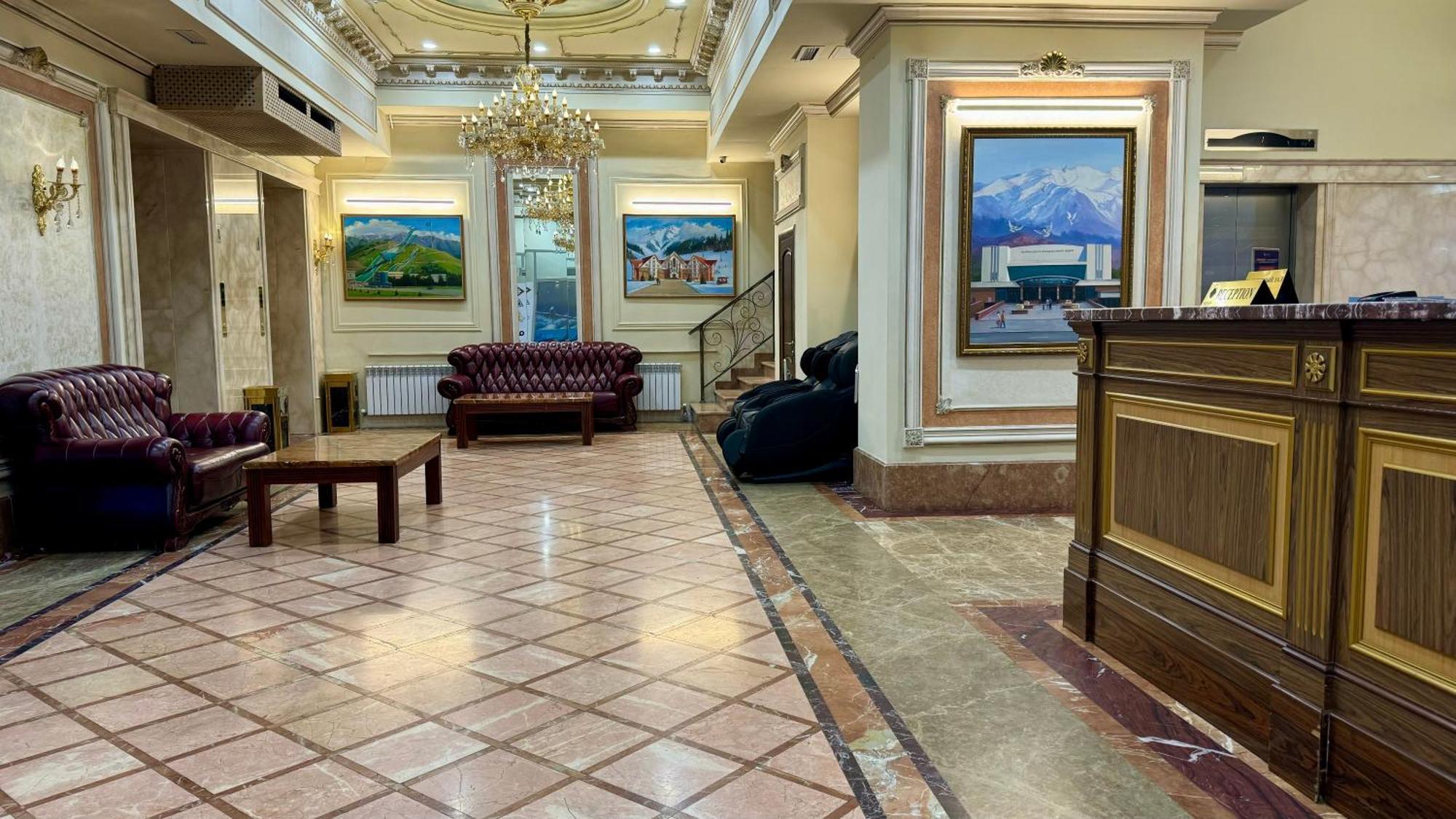 Grand Hotel Eurasia Almatı Dış mekan fotoğraf
