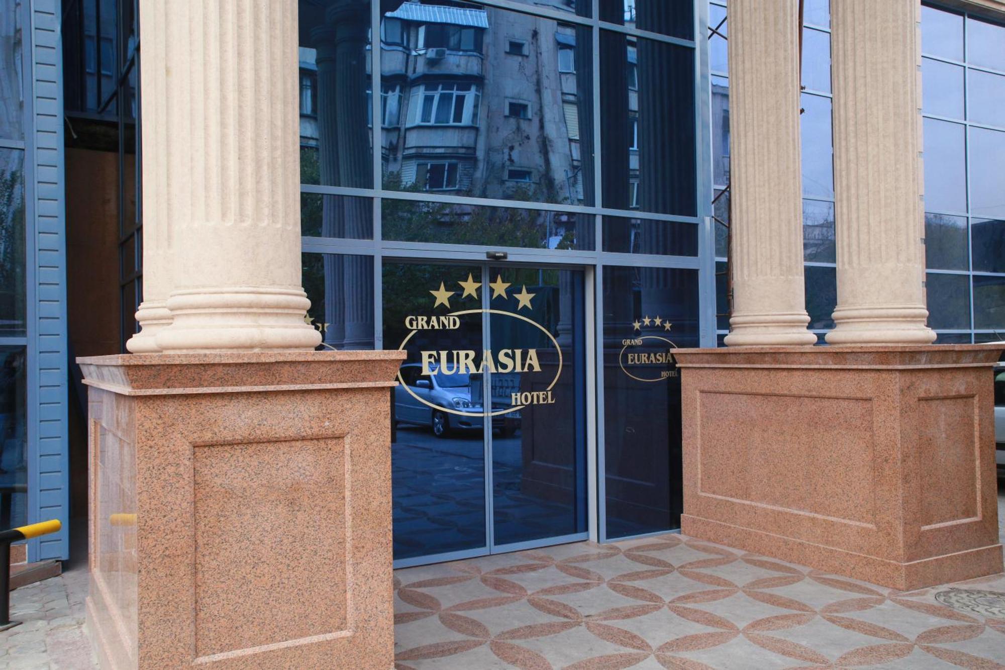 Grand Hotel Eurasia Almatı Dış mekan fotoğraf