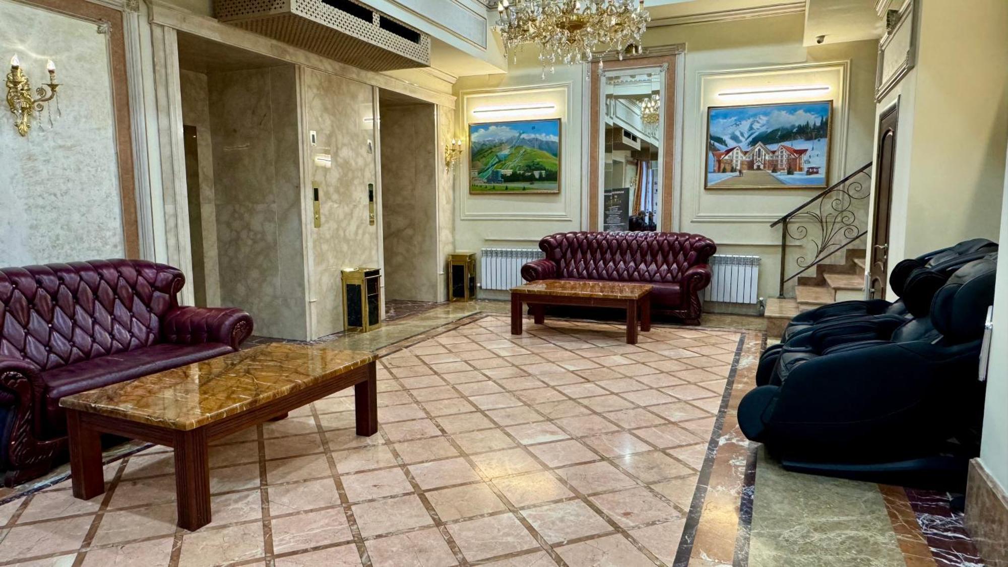 Grand Hotel Eurasia Almatı Dış mekan fotoğraf